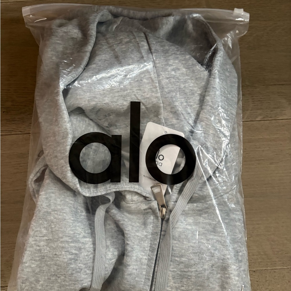 ALO Yoga Heather Gray Hoodie